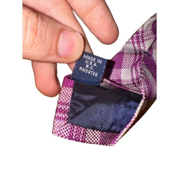 Tom James Royal Classic Purple & White Check 100% Silk Tie - Picture 6 of 6